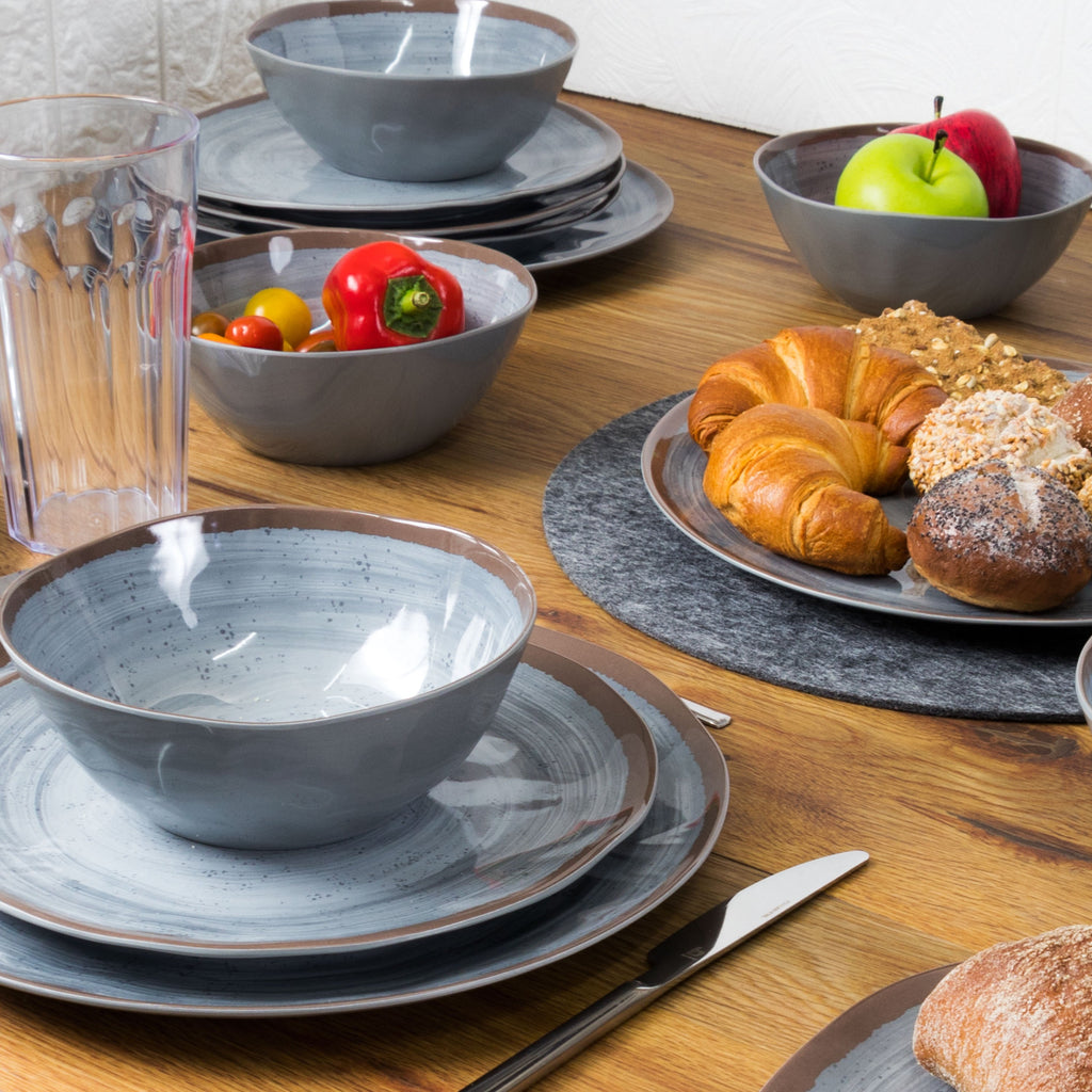 Geschirrset aus Melamin - 4 Personen